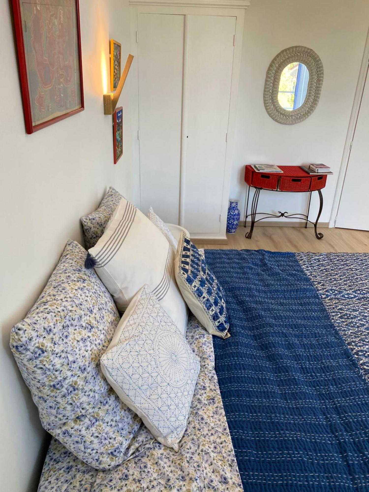 Aux Couleurs De Commarin Chambres D'Hotes Eksteriør bilde